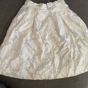 Floral Print skirt with side pockets